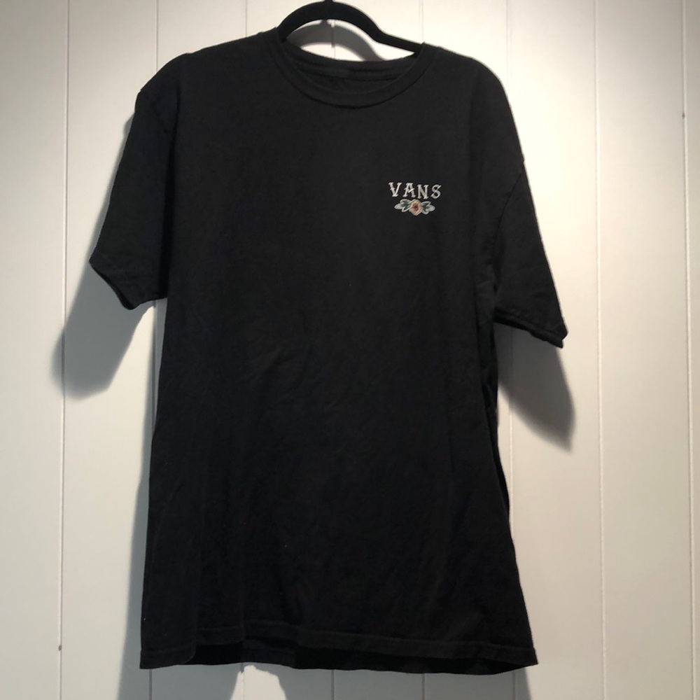 Vans Mens black tee with treasure island motif on back classic fit of the wall L